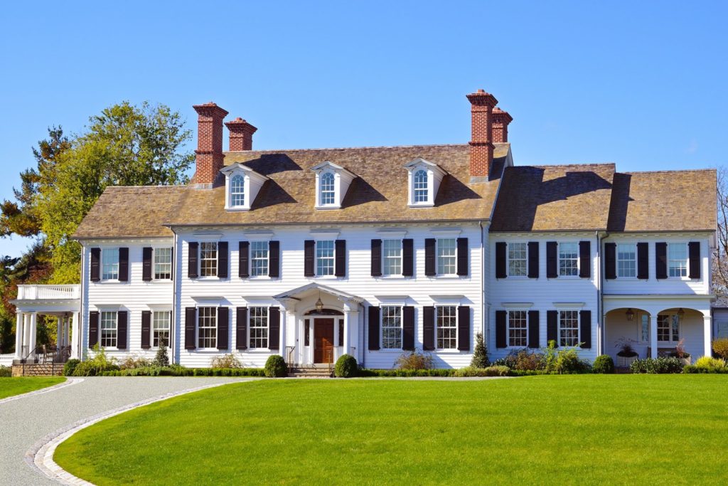 Defining Characteristics Of Colonial Architecture Vanderhorn Architects   North Country Colonial Front Elevation 1024x683 